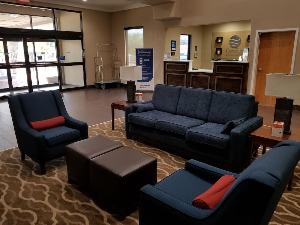 Comfort Inn&Suites Baton Rouge Airport Exterior foto